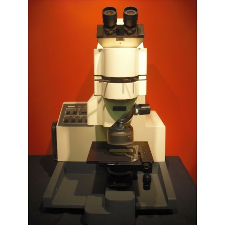 Bio Rad UMA 500 Spectroscopic Microscope 